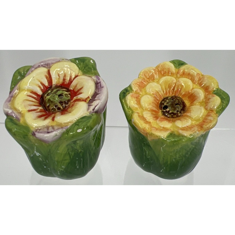 Whimsical Blooming Garden Flowers Salt‎ Pepper Shakers Cottagecore